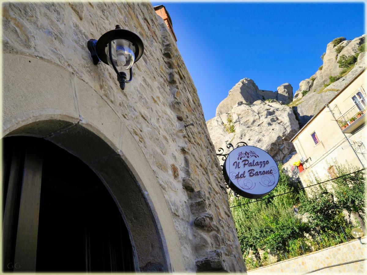 Il Palazzo Del Barone - Stanza Dei Maiorana Hotel Pietrapertosa Exterior photo