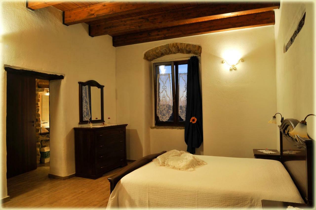 Il Palazzo Del Barone - Stanza Dei Maiorana Hotel Pietrapertosa Exterior photo